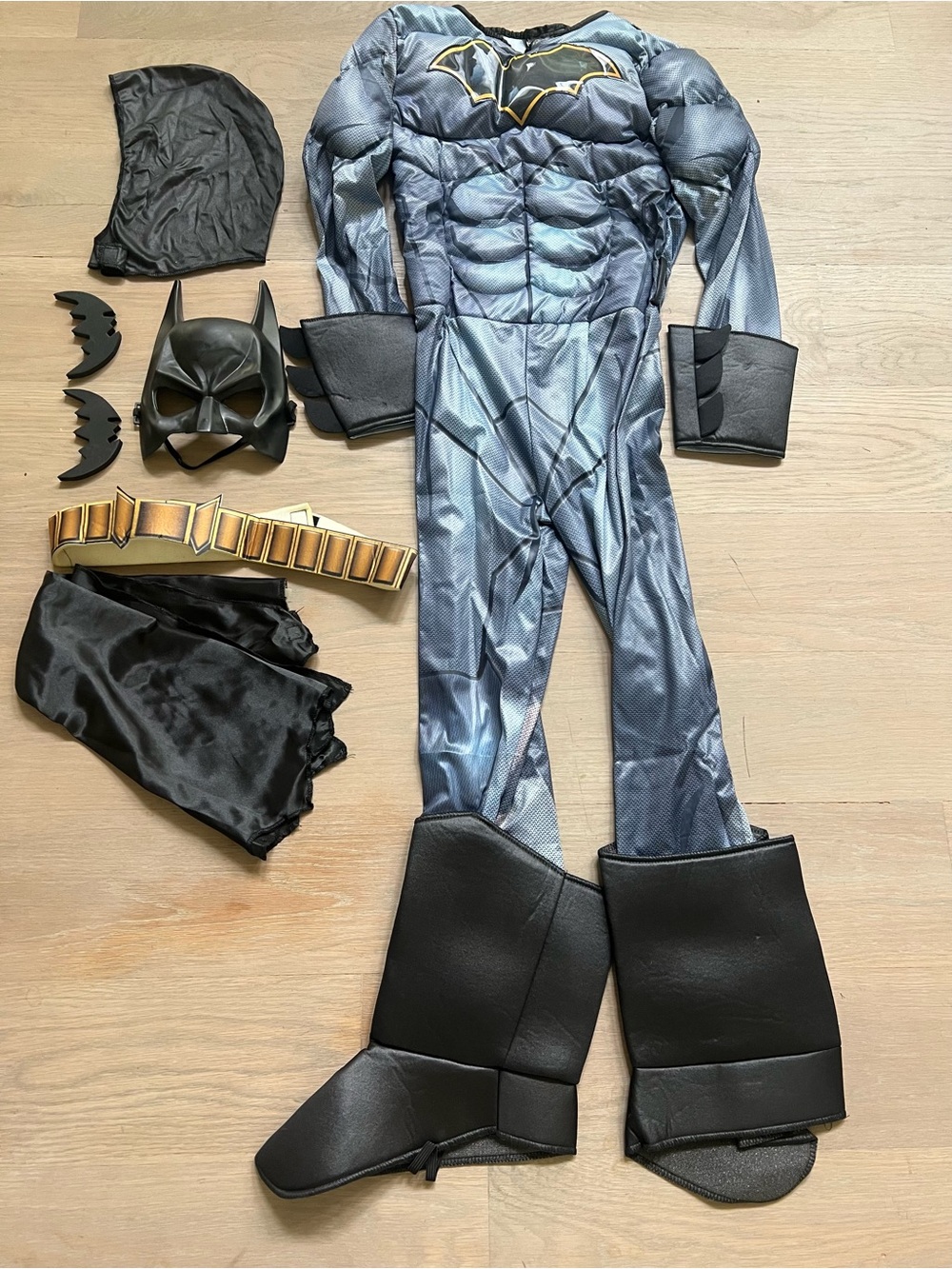 NEW Batman Kids Costume - Picture 3 of 5
